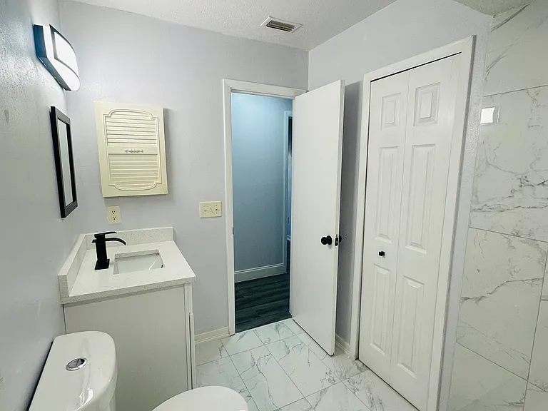 648 Pyramid Ave — Photo 18