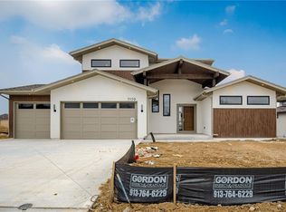 5139 NW Montebella Dr, Riverside, MO 64152