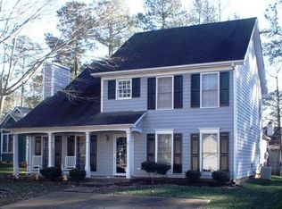 106 Romaine Ct, Cary, NC 27513