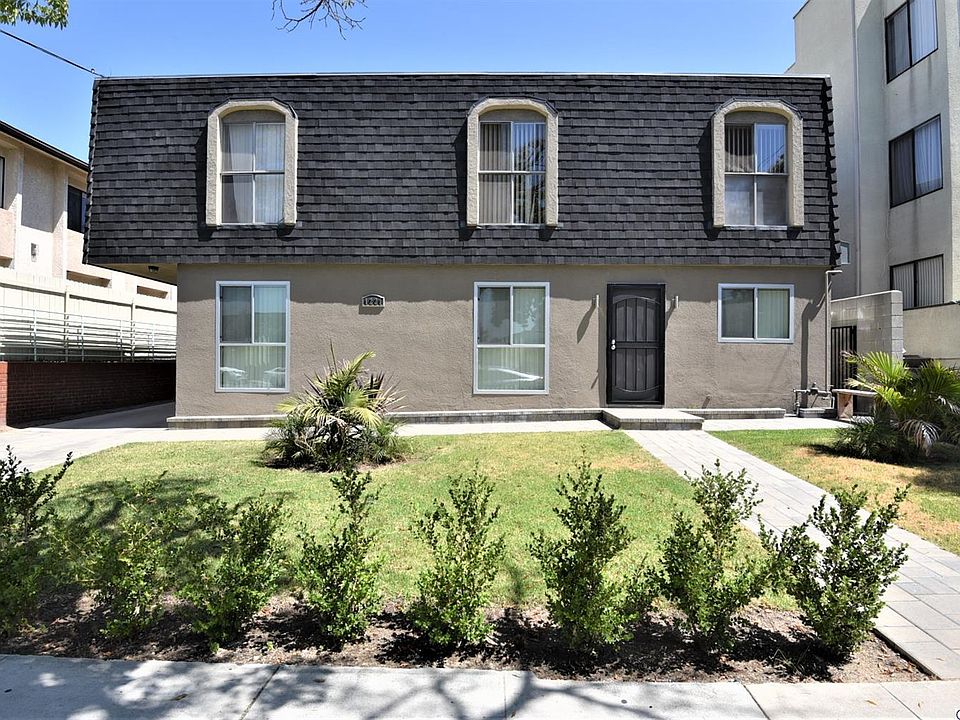 1st image of 1221 E Wilson Ave