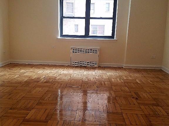 4th image of 9960 64th Ave #1T