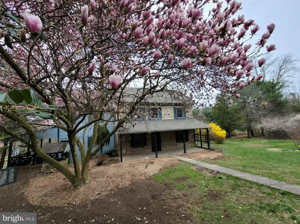 258 Kulps Rd, Barto, PA 19504