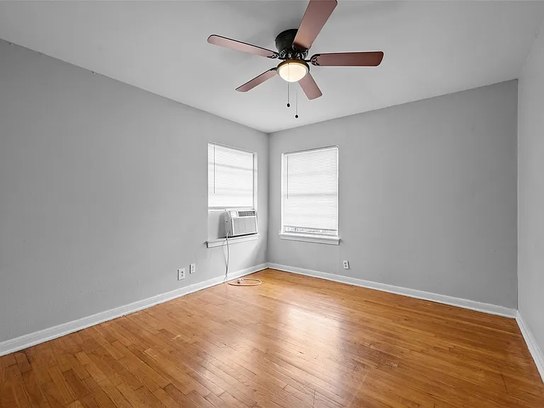 1925 McDuffie St #2 — Photo 6