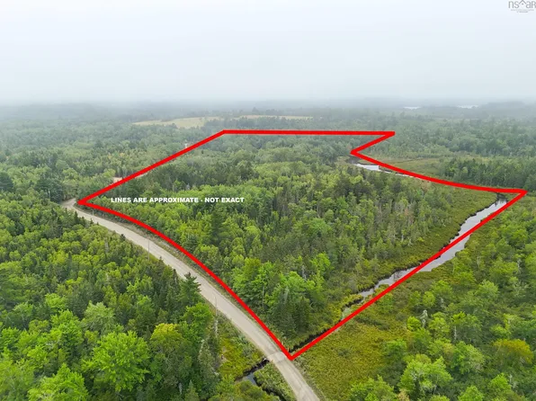 608 Waterloo, Lake Road, NS B4V 2W5