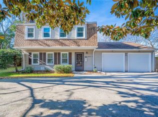 393 Woodland Rd, Hampton, VA 23669