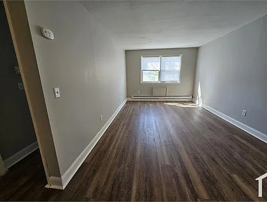 Studio, $1,350 — Photo 3