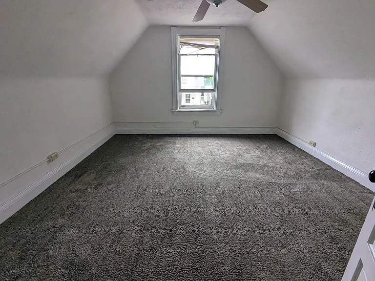 1302 Colburn St #2 — Photo 5