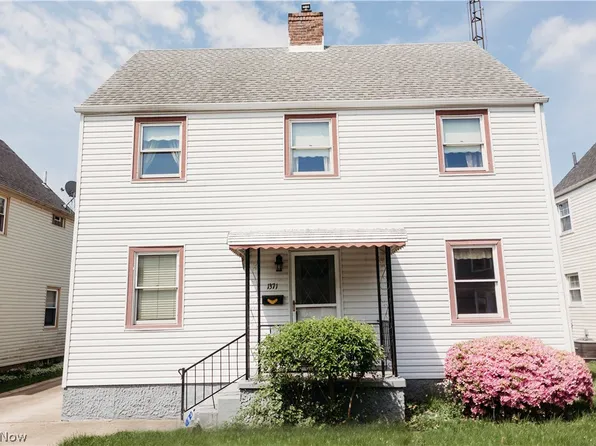 1371 Crescent Rd SW, Canton, OH 44710