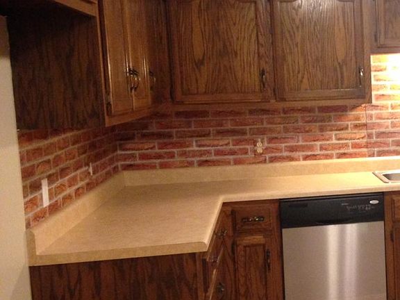 kitchen is now grey without bricks