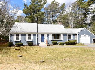 125 Sandy Valley Rd, Marstons Mills, MA 02648