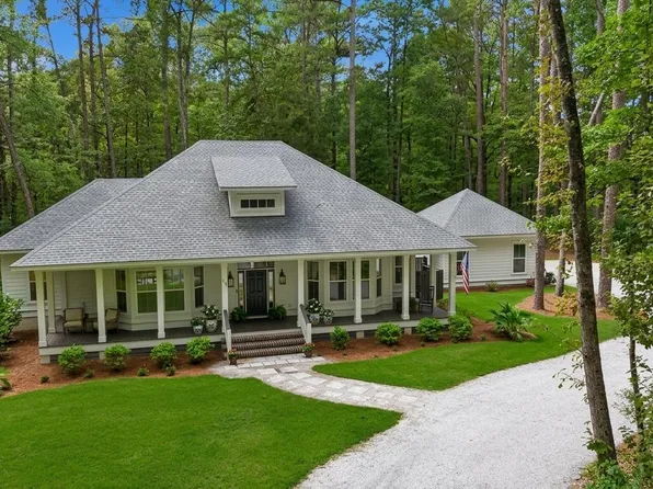 17 Blake Lane, Seabrook, SC 29940