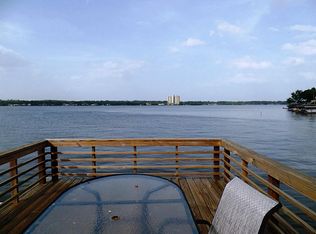 1138 Lake View Dr, Montgomery, TX 77356