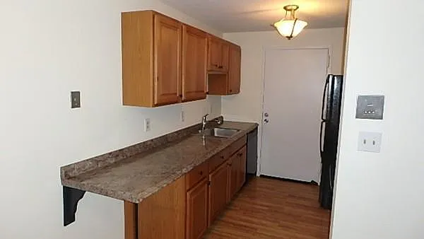 5 Village Hill Ln — Photo 7