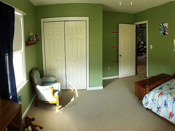 Back bedroom 2