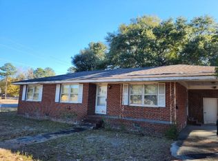 696 Eastland Ave, Kingstree, SC 29556