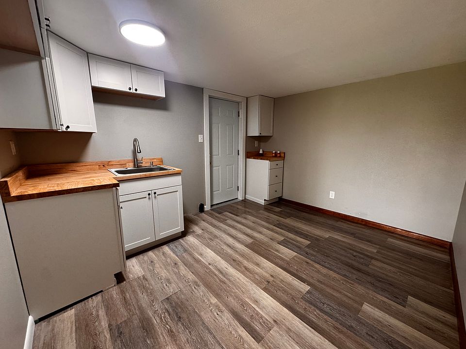 1st image of 940 S Highland Ave #1/2
