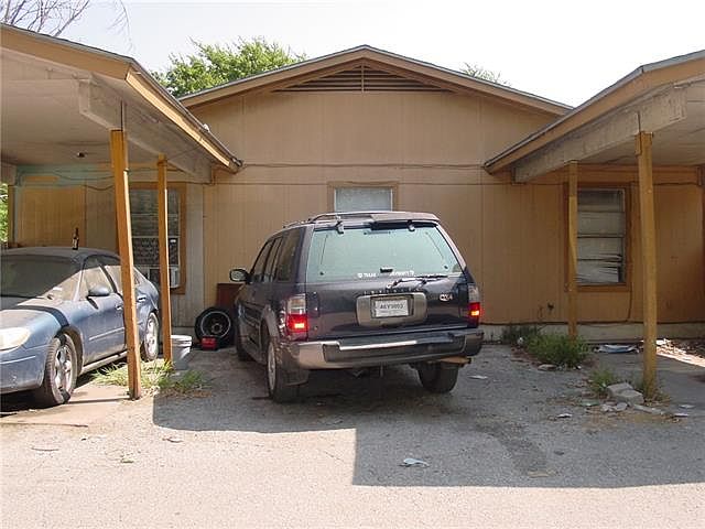 2nd image of 4401 Teri Rd