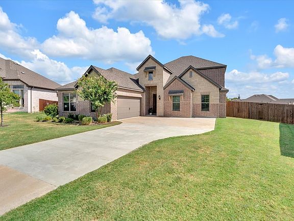 2nd image of 846 Deleon Dr