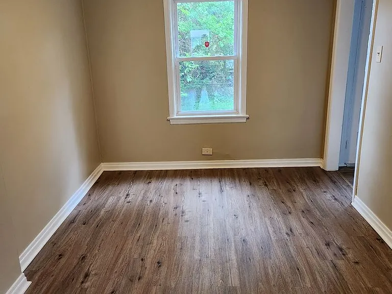 2618 Waldo St — Photo 8