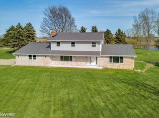 7685 Maple Valley Rd, Brown City, MI 48416
