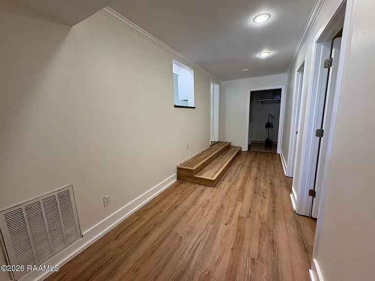524 Cedar Crest Ct — Photo 18