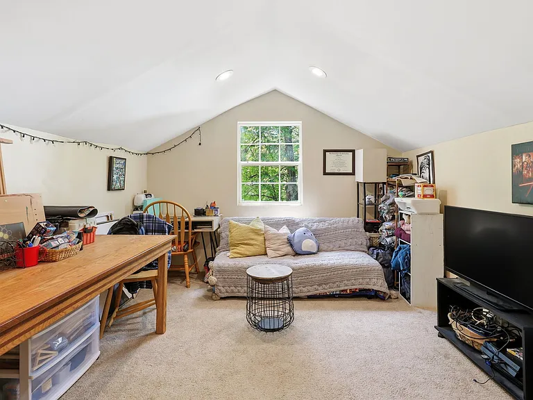 204 Purefoy Rd #A — Photo 16