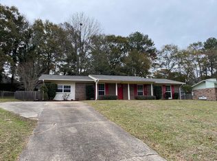 228 Yellowleaf Dr, Enterprise, AL 36330