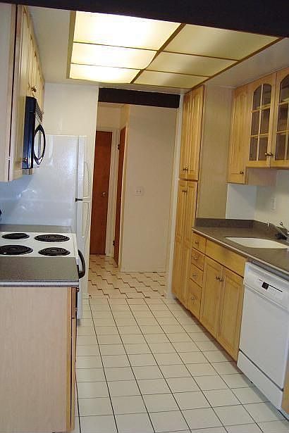 1st image of 8633 Mountain Blvd