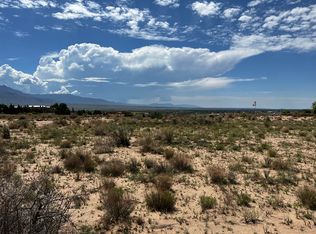 6221 Chayote Rd NE, Rio Rancho, NM 87144