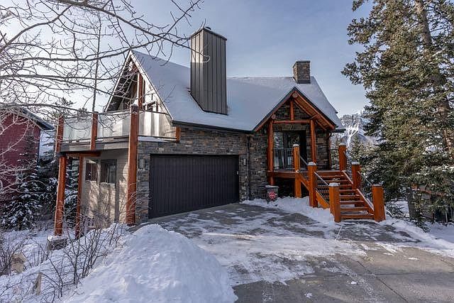 1st image of 521 S Silvertip Rd