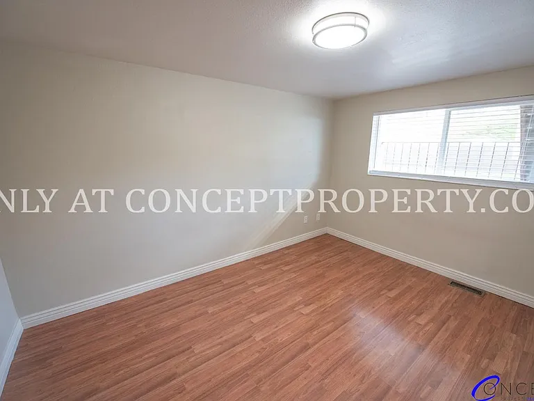100 S Orchard Dr — Photo 43
