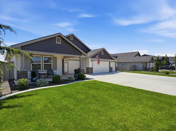 10457 W Tower Grove Ct, Star, ID 83669