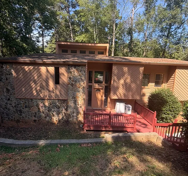1661 Fieldgreen Overlook