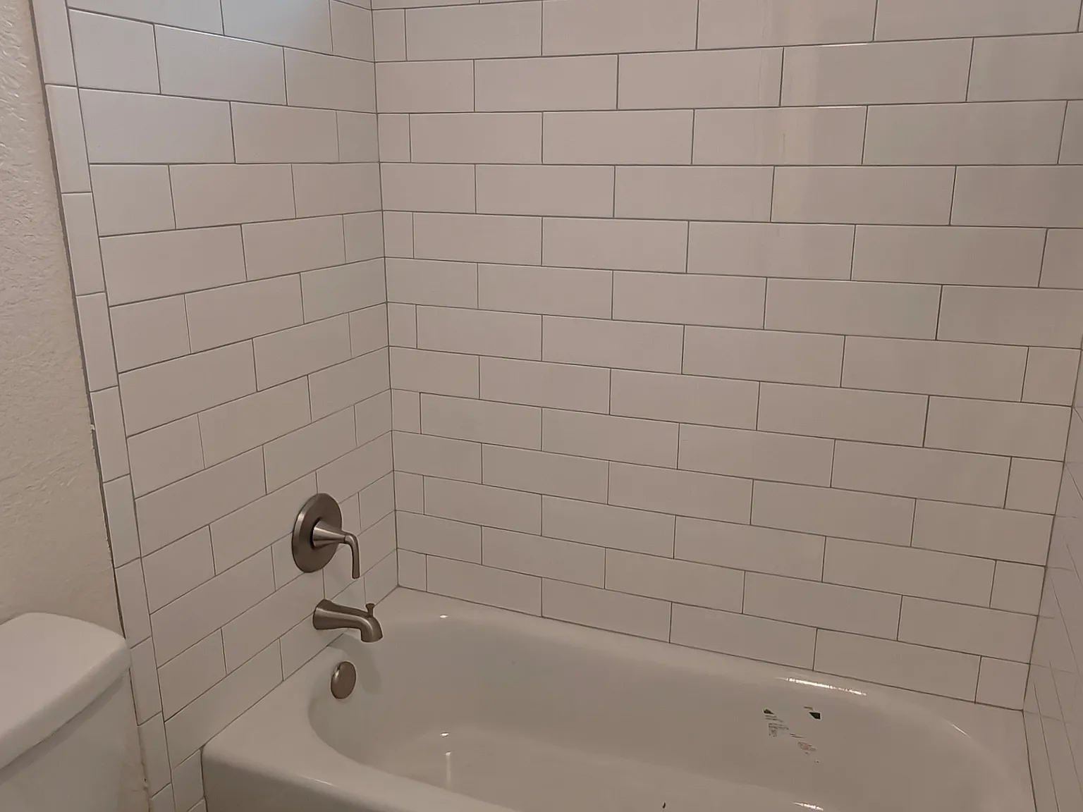 2 bed, 700 sqft, $3,400 — Photo 4