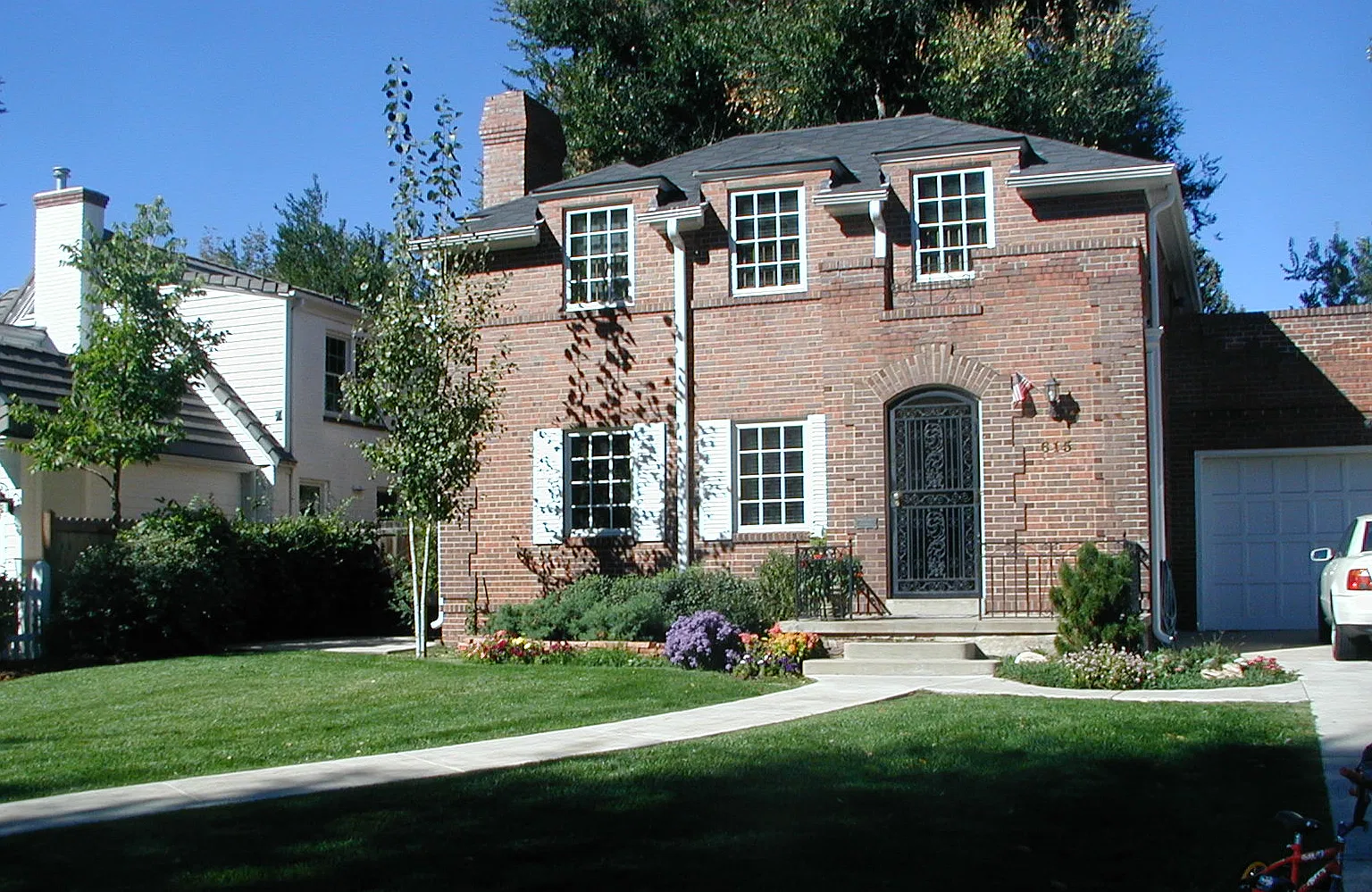 3 bed, 1.5 bath, 1651 sqft, $3,100 — Photo 1