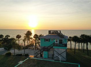 3463 Harbor Dr, Weeki Wachee, FL 34607