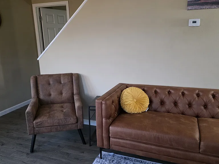 1225 1/2 Gregory Way — Photo 20