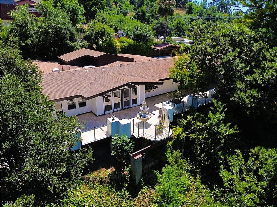 1st image of 2423 S Buenos Aires Dr
