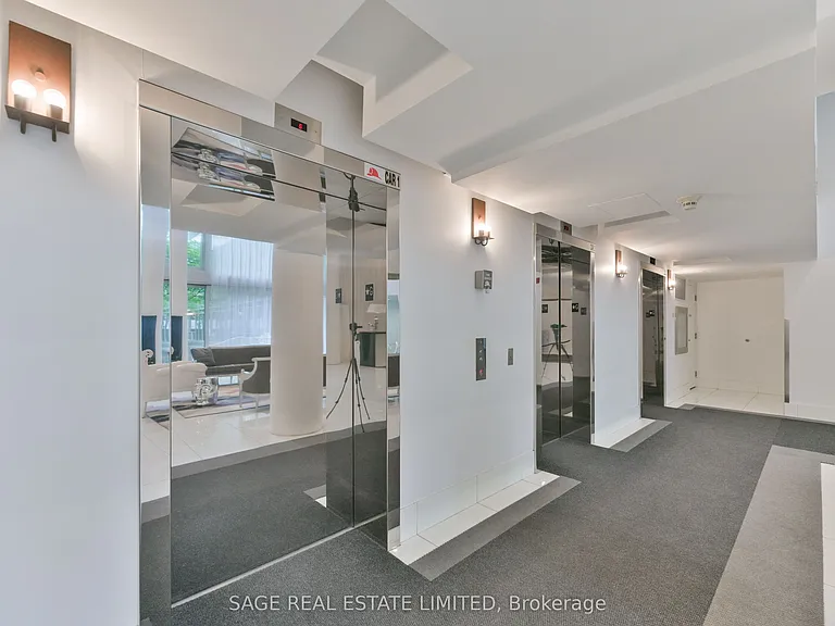 75 Portland St #806 — Photo 8