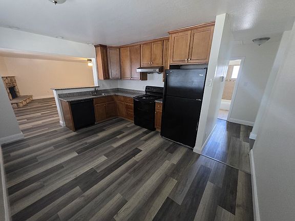 2nd image of 302 Maple Ave #300
