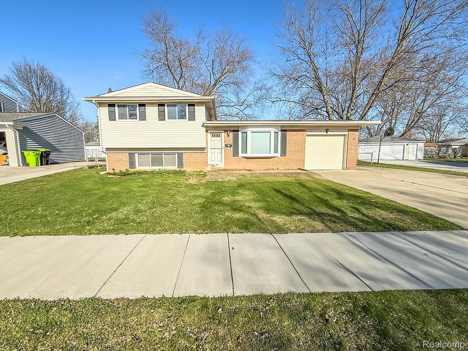 1st image of 5171 Oakview Dr