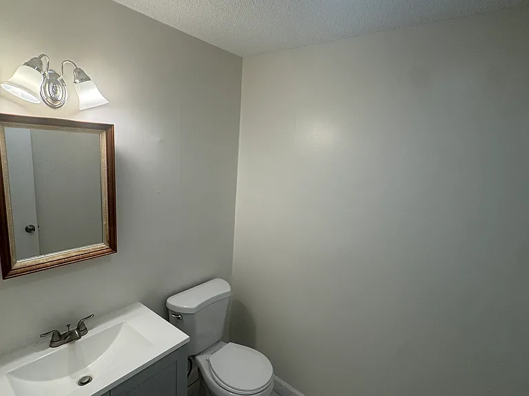 175 Mill Pond Rd #345A — Photo 4