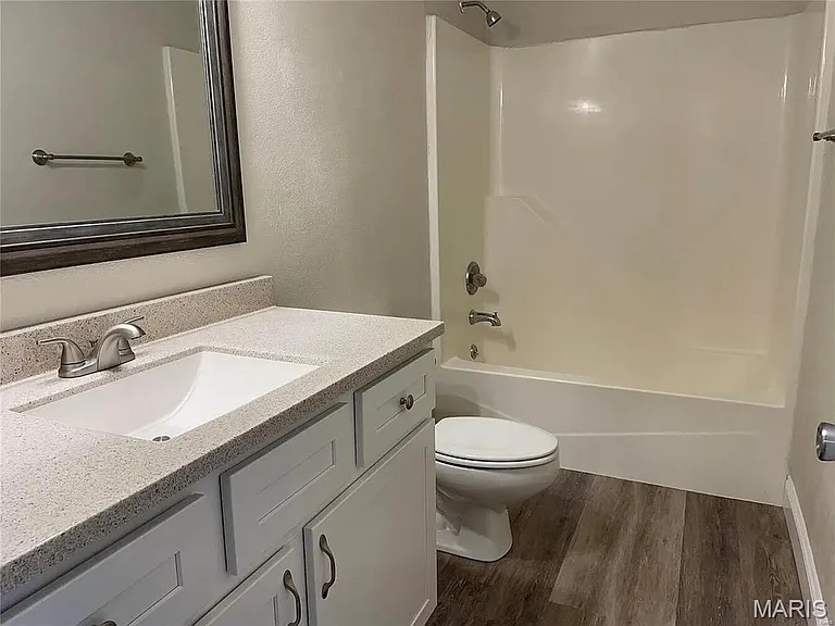 711 Plankway Dr — Photo 16