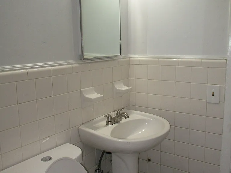 331 Clifton Ave — Photo 13