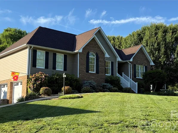 4129 Black Oak Rd, Hickory, NC 28602