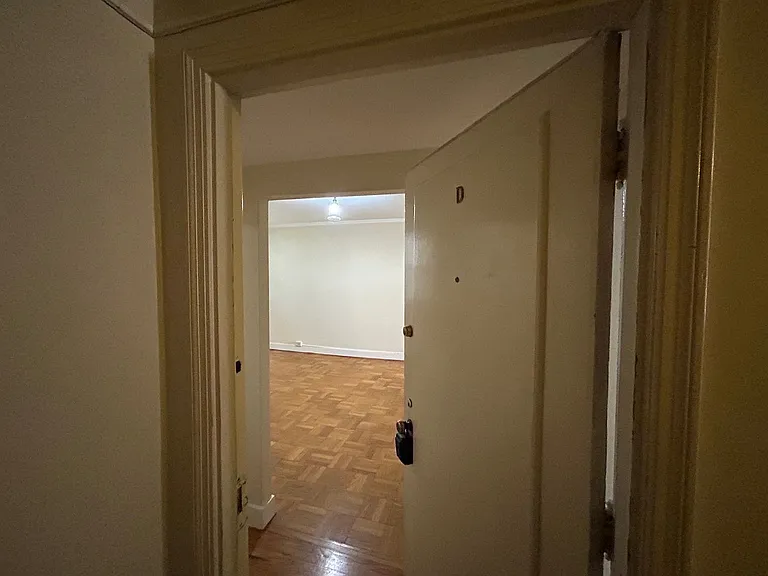 2146 Van Ness Ave #28R — Photo 2