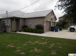 327 Oelkers Dr UNIT B, New Braunfels, TX 78130