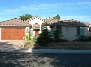 3933 Dell Rd, Carmichael, CA 95608