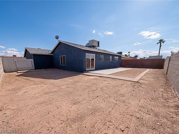 5th image of 4018 Shady Oak Dr