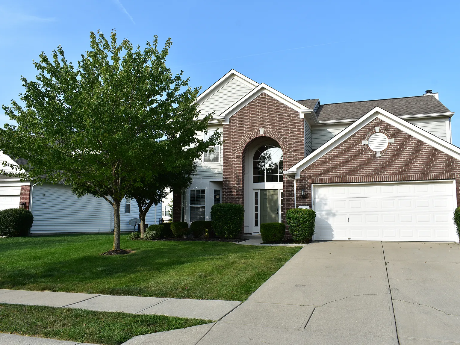 4 bed, 2122 sqft, $2,600 — Photo 1